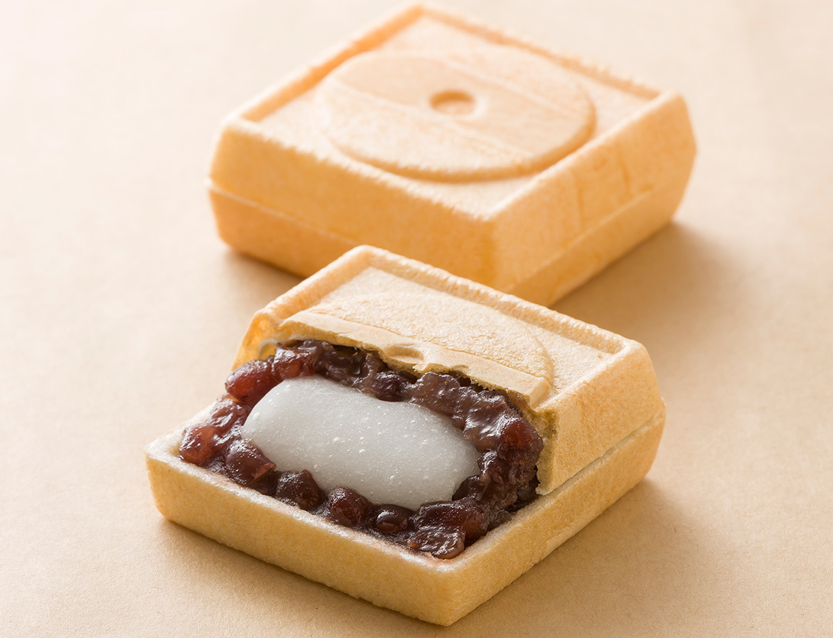 田子の月もなか(おひとつ210円)